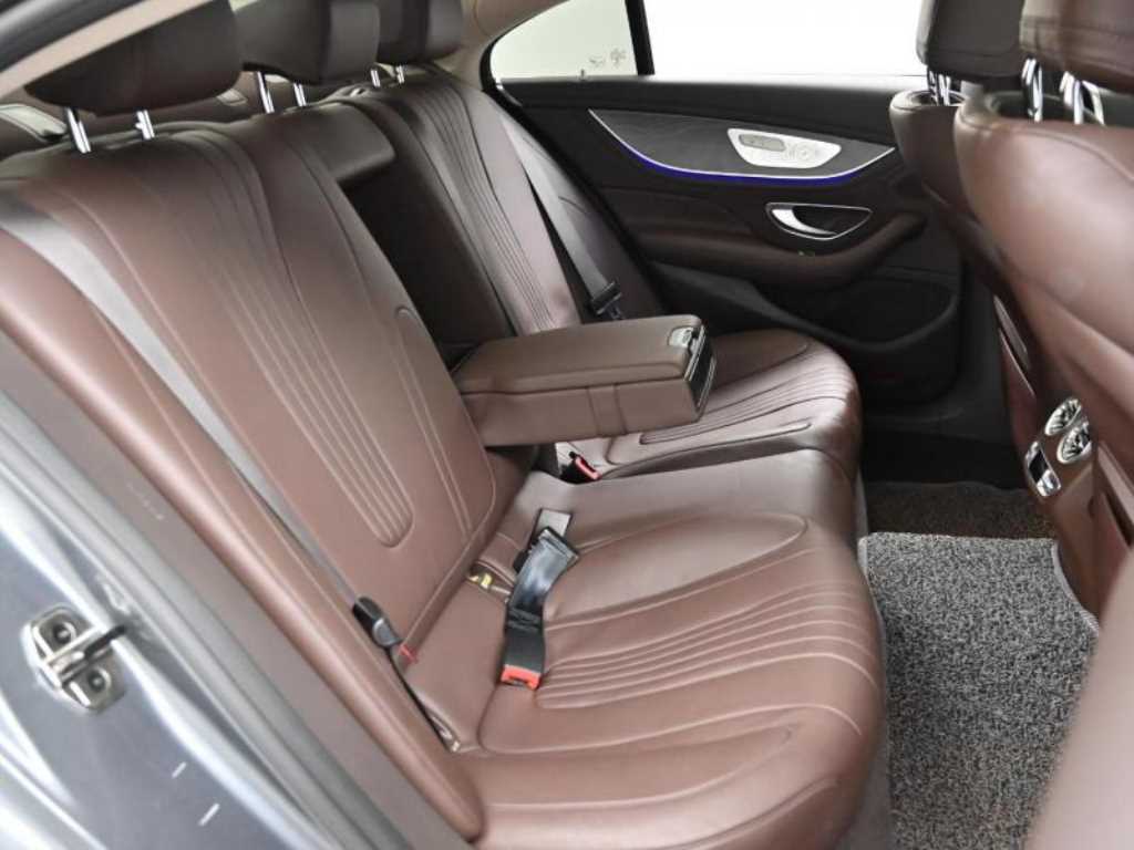 Mercedes Benz CLS Class - Vista 12