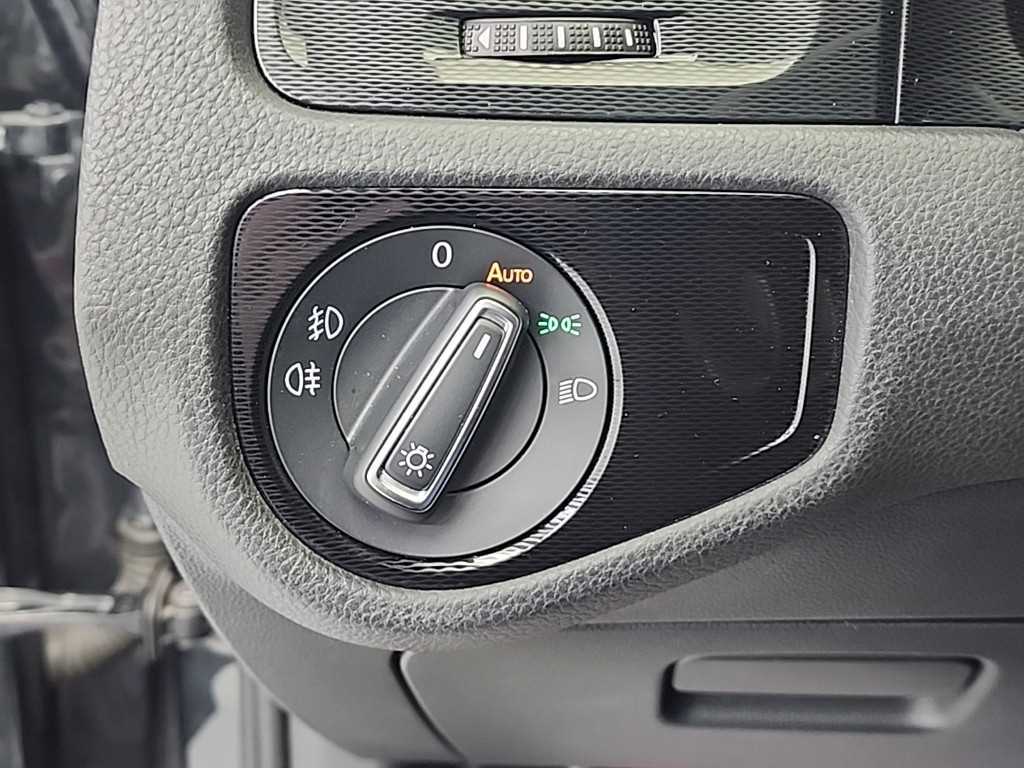 Volkswagen Golf 2015 Gris - Importación desde Corea - HF Imports Iquique - Foto 19