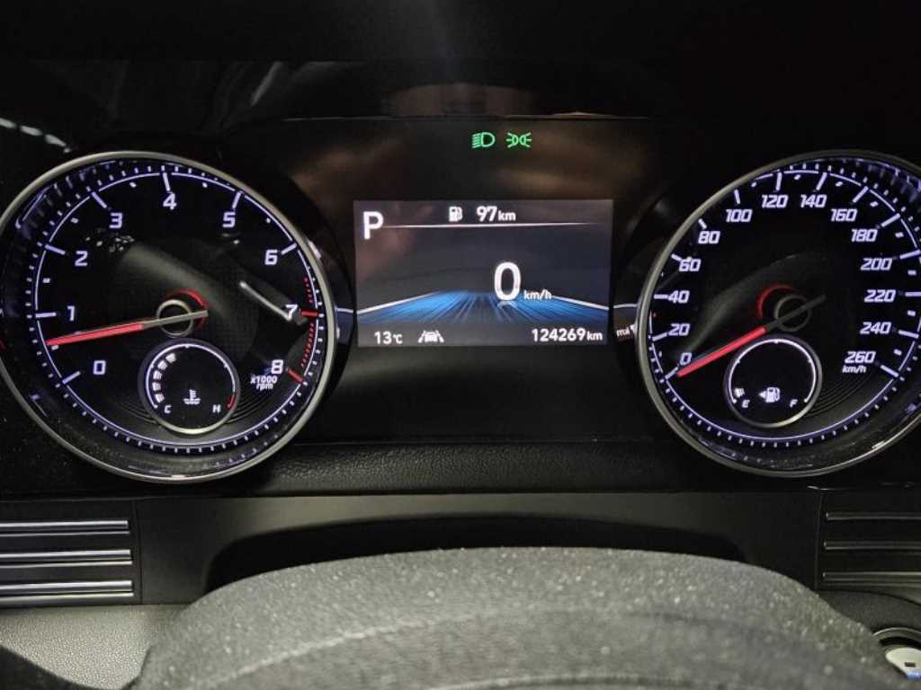 HYUNDAI Grandeur - Vista 9