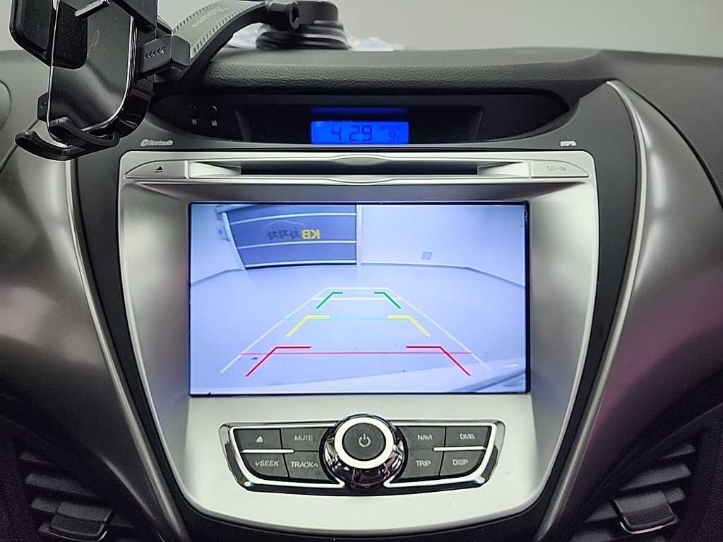 HYUNDAI Avante 2013 Blanco - Importación desde Corea - HF Imports Iquique - Foto 15