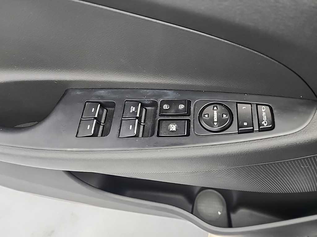 HYUNDAI Tucson 2018 Blanco - Importación desde Corea - HF Imports Iquique - Foto 18