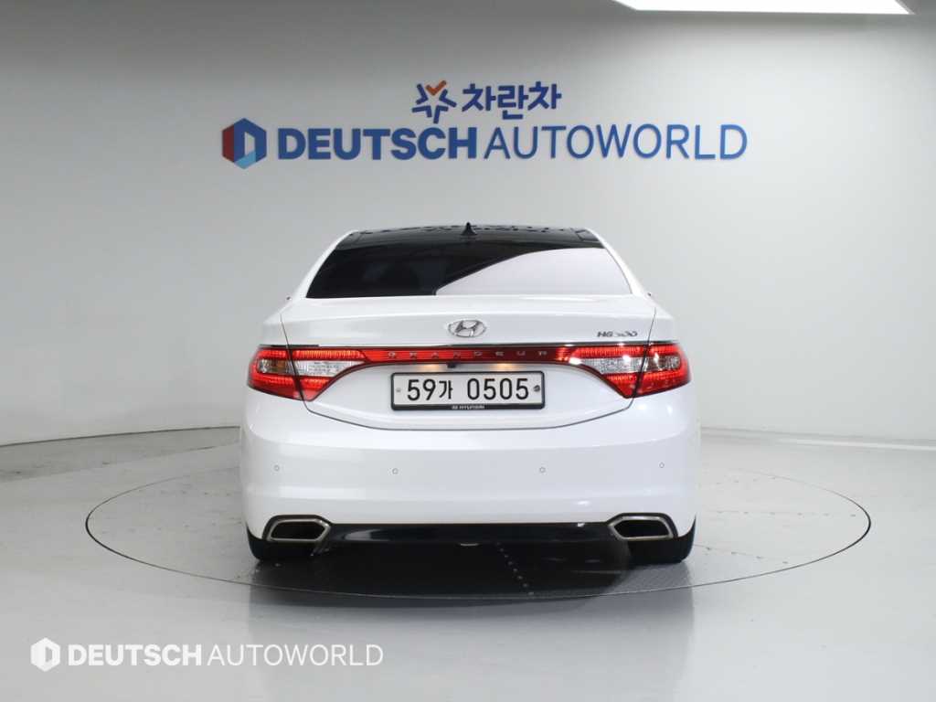 HYUNDAI Grandeur - Vista 4