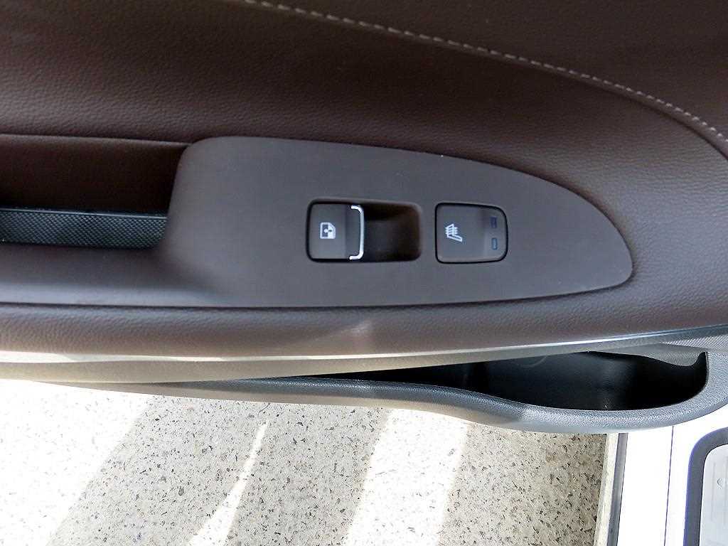 HYUNDAI Grandeur 2020 Blanco - Importación desde Corea - HF Imports Iquique - Foto 15