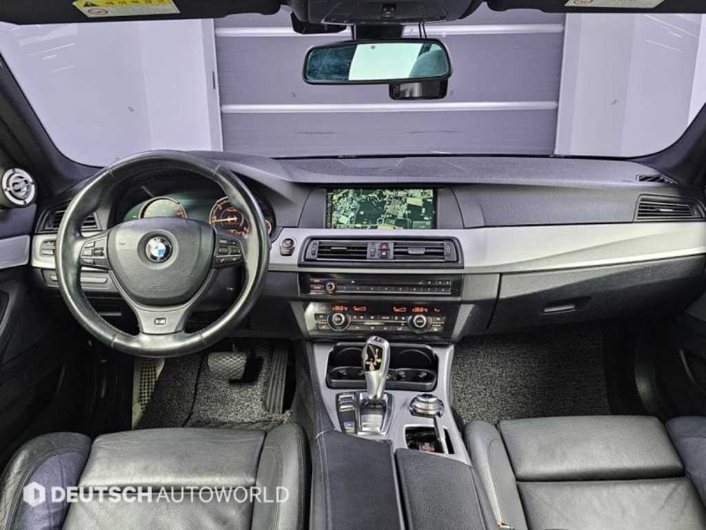 BMW 5 Series - Vista 7