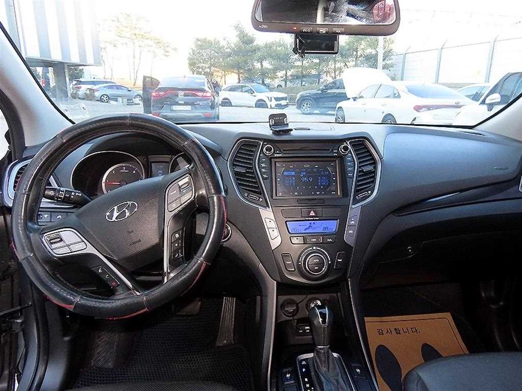 HYUNDAI Santa Fe - Vista 7