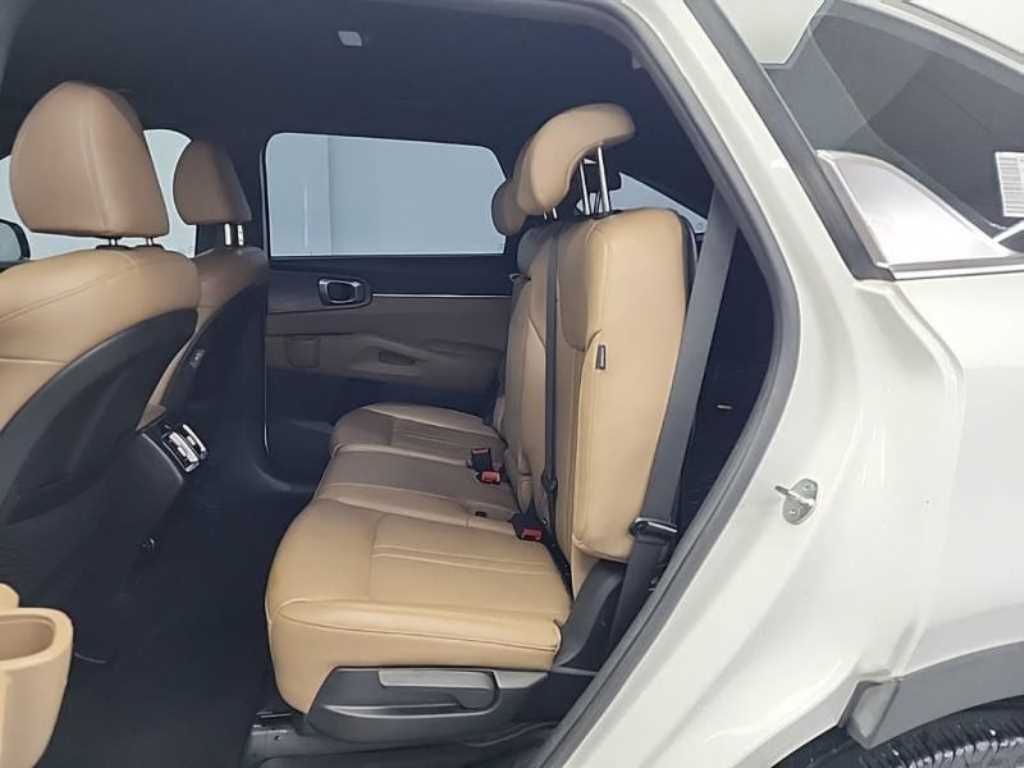 KIA Sorento - Vista 12