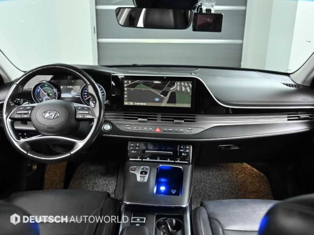 HYUNDAI Grandeur - Vista 7