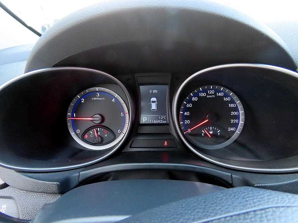 HYUNDAI Santa Fe - Vista 9