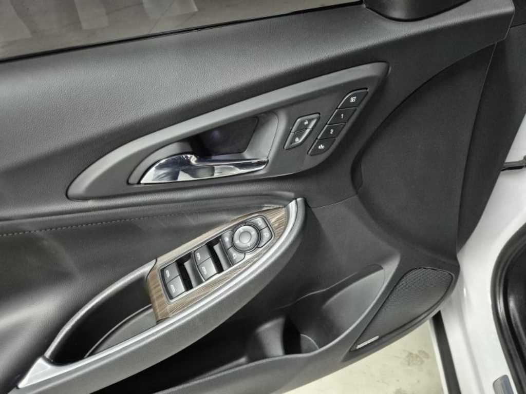 Chevrolet Malibu 2018 Blanco - Importación desde Corea - HF Imports Iquique - Foto 17