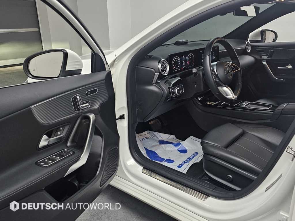 Mercedes Benz A Class - Vista 11