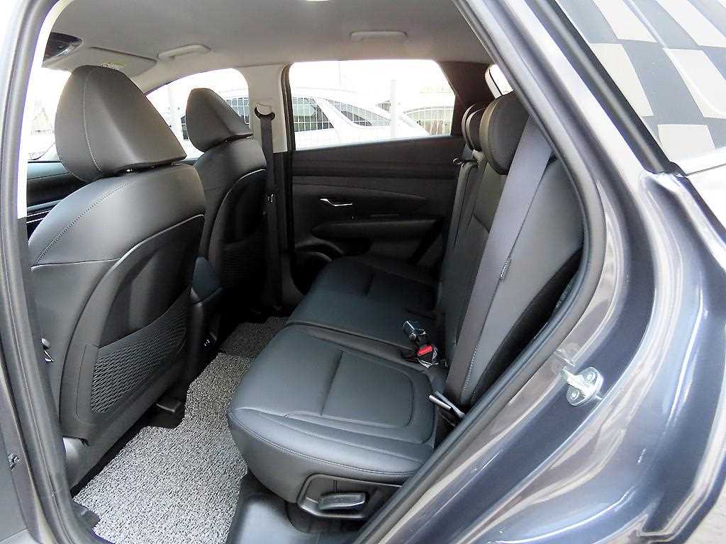 HYUNDAI Tucson - Vista 6