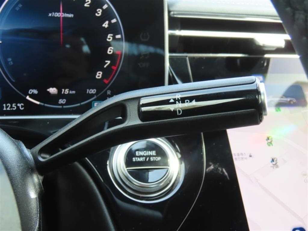 Mercedes Benz E class - Vista 6