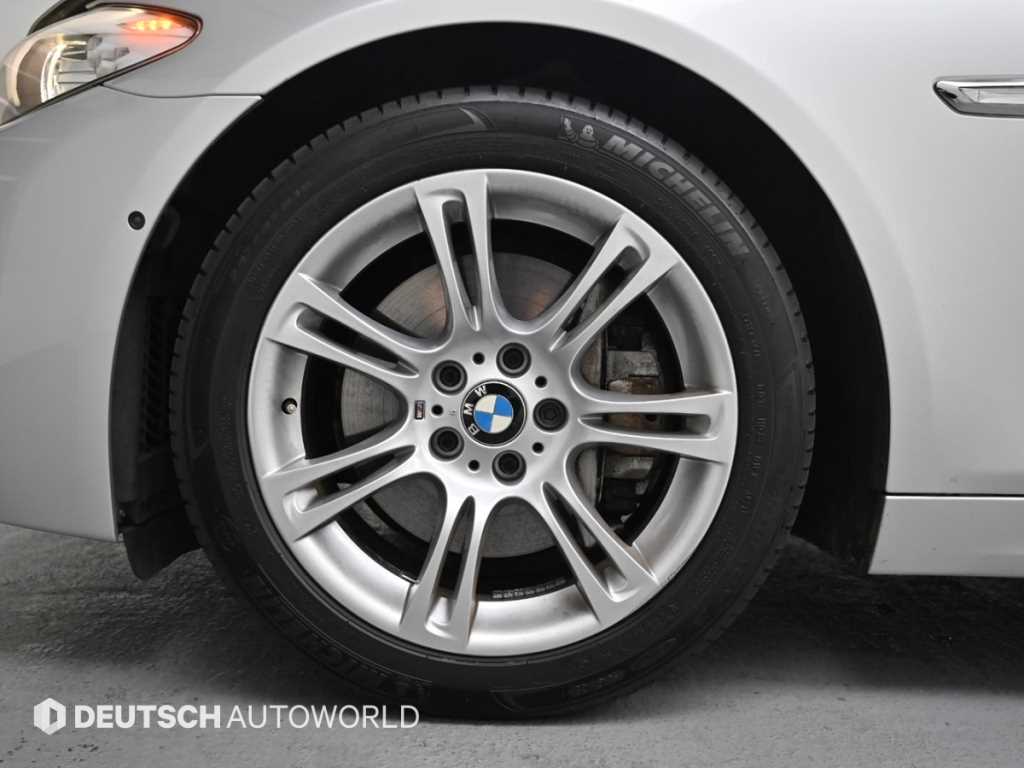 BMW 5 Series - Vista 5