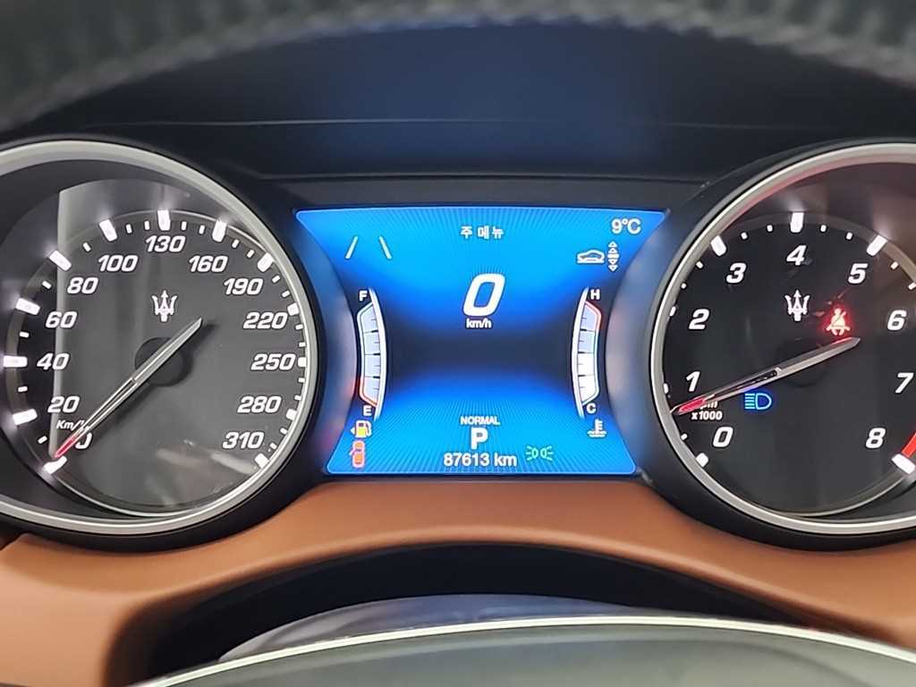 Maserati Levante - Vista 6