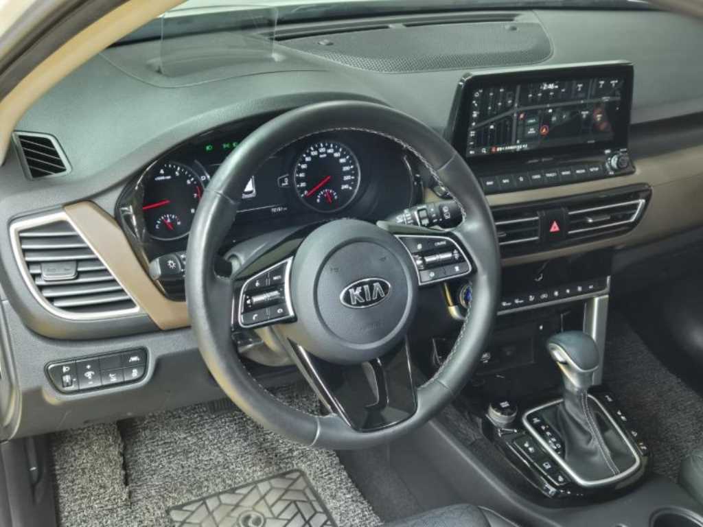 KIA Seltos - Vista 7