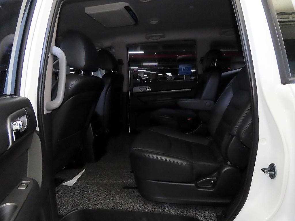 Ssangyong Korando - Vista 7