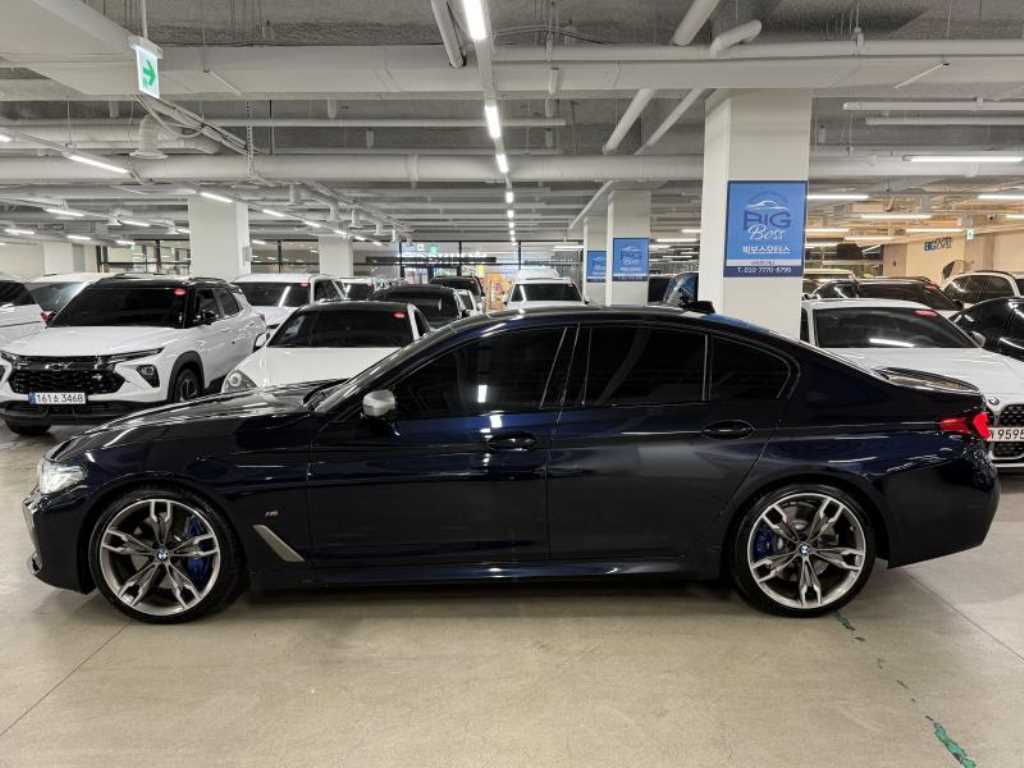 BMW 5 Series - Vista 5