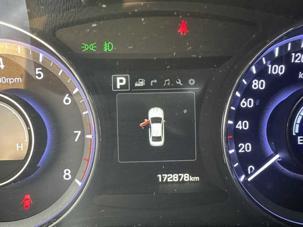 HYUNDAI Aslan - Vista 7