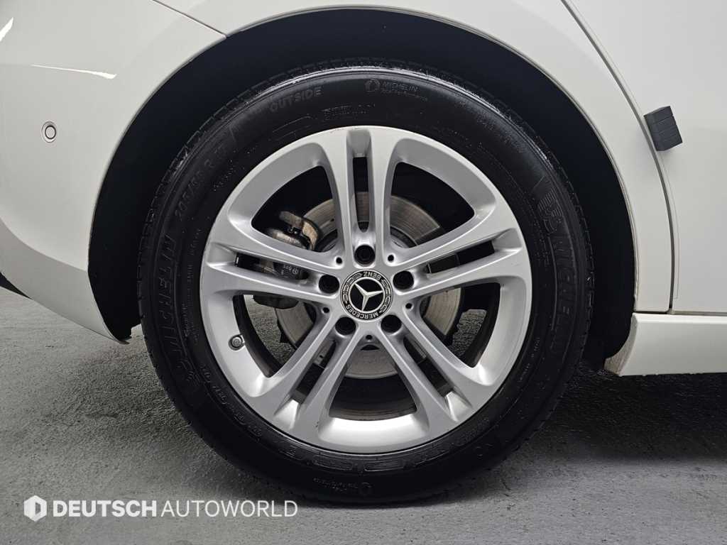 Mercedes Benz A Class - Vista 5