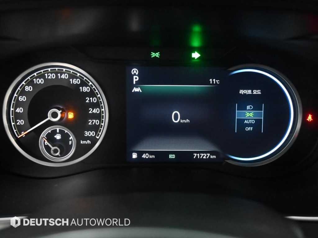 Genesis G70 - Vista 8