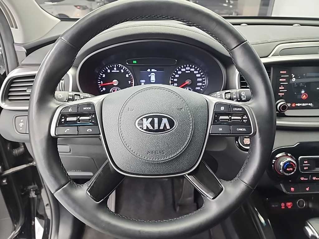 KIA Sorento - Vista 9