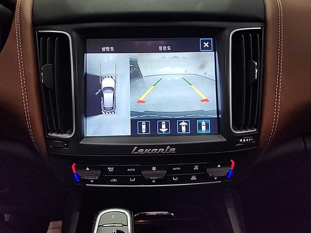 Maserati Levante - Vista 10