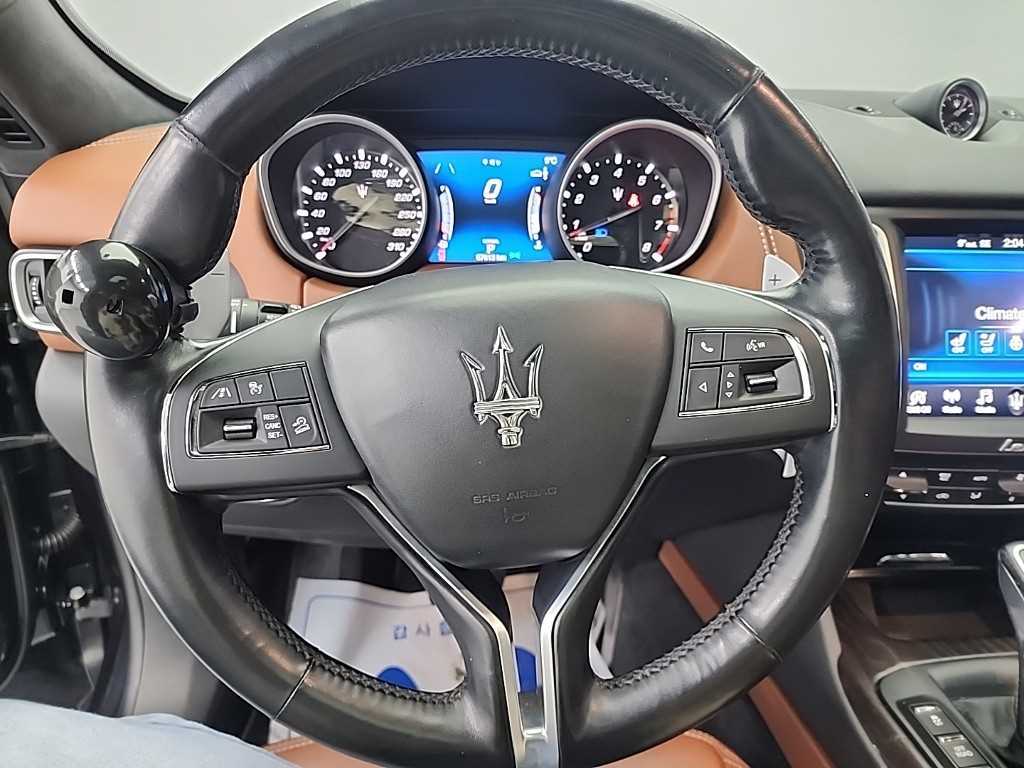 Maserati Levante - Vista 9