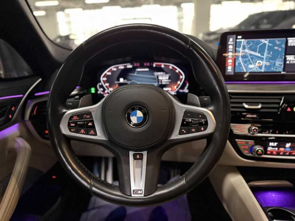 BMW 5 Series - Vista 9