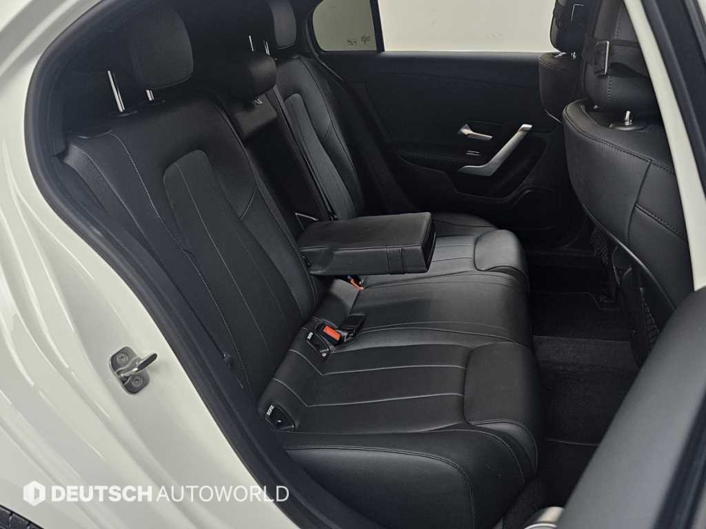 Mercedes Benz A Class - Vista 12