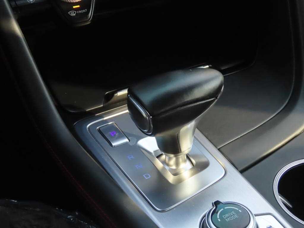 Genesis G70 - Vista 12