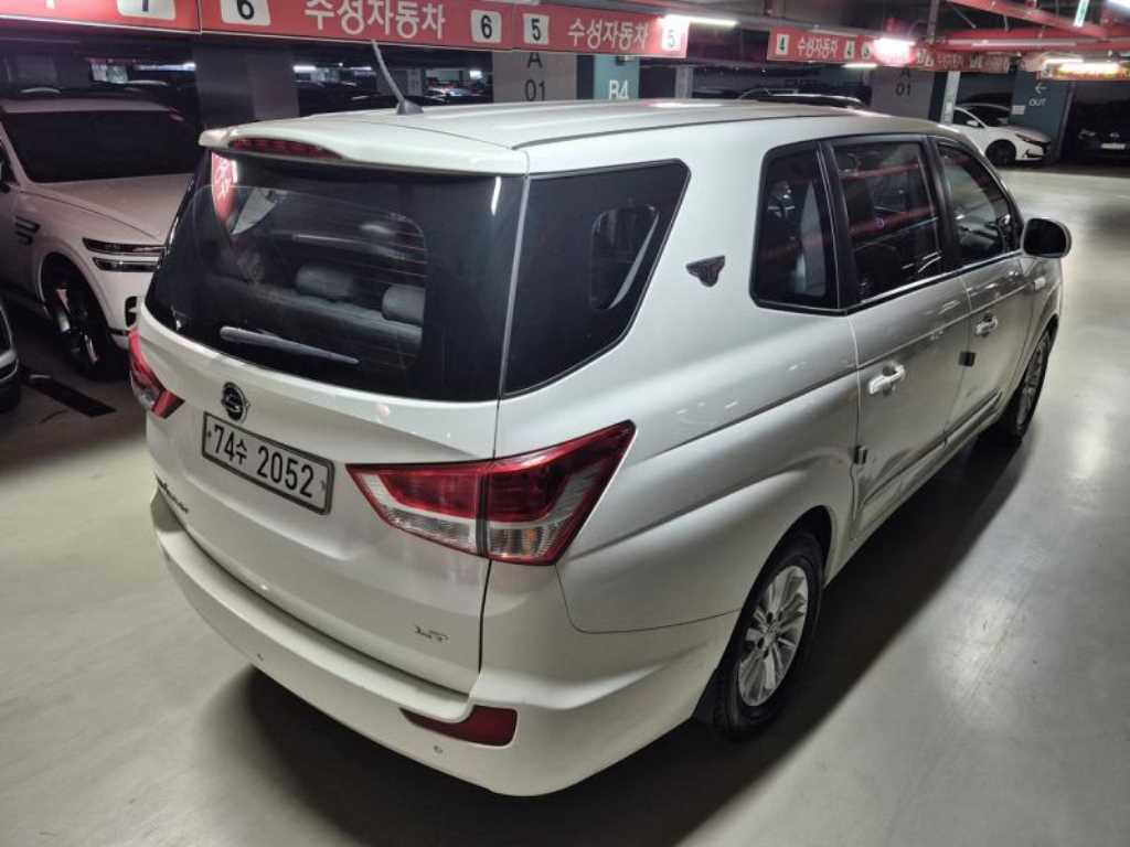 Ssangyong Korando - Vista 4