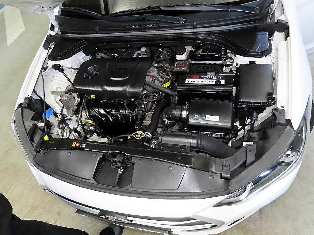 HYUNDAI Avante 2018 - Importación desde Corea - HF Imports Iquique - Foto 17