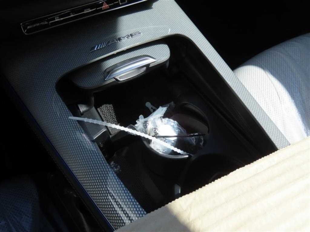 Mercedes Benz E class - Vista 7