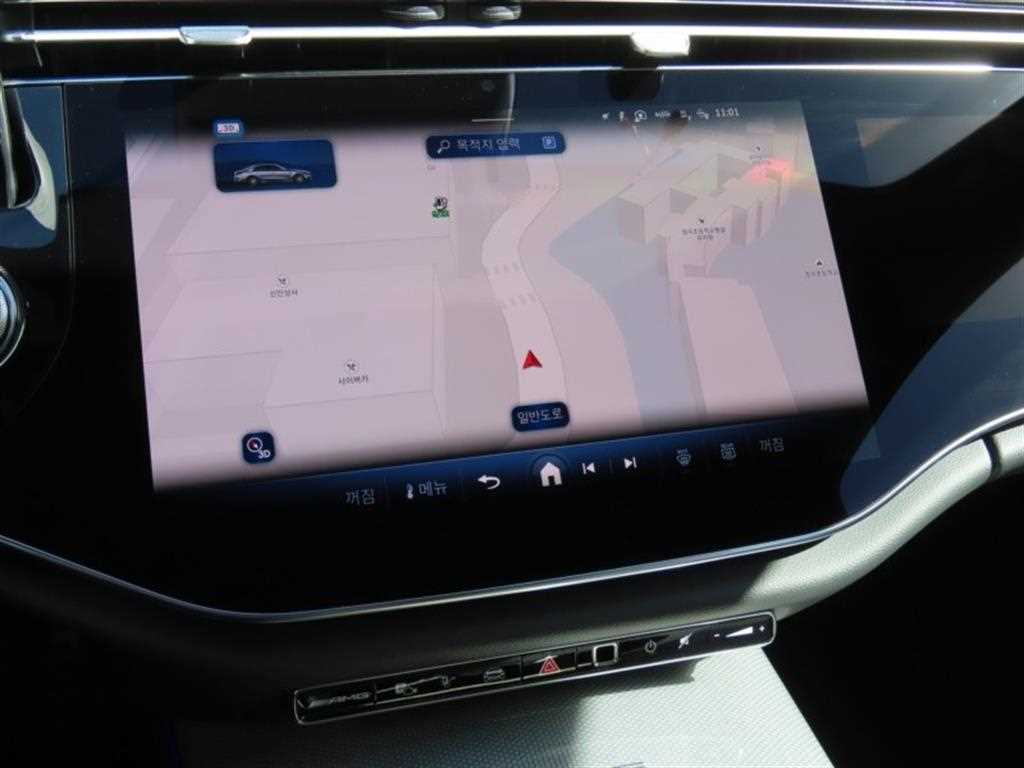 Mercedes Benz E class - Vista 8