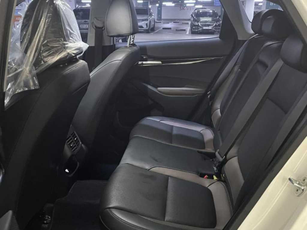 KIA Seltos - Vista 7