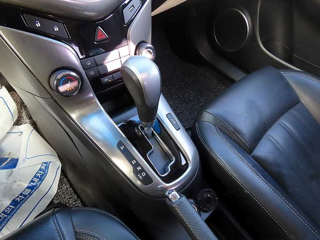 Chevrolet Cruise - Vista 10