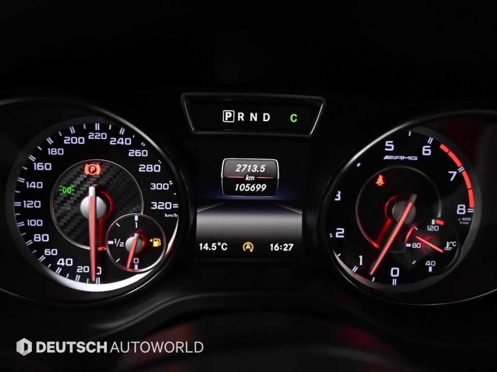 Mercedes Benz GLA Class - Vista 8