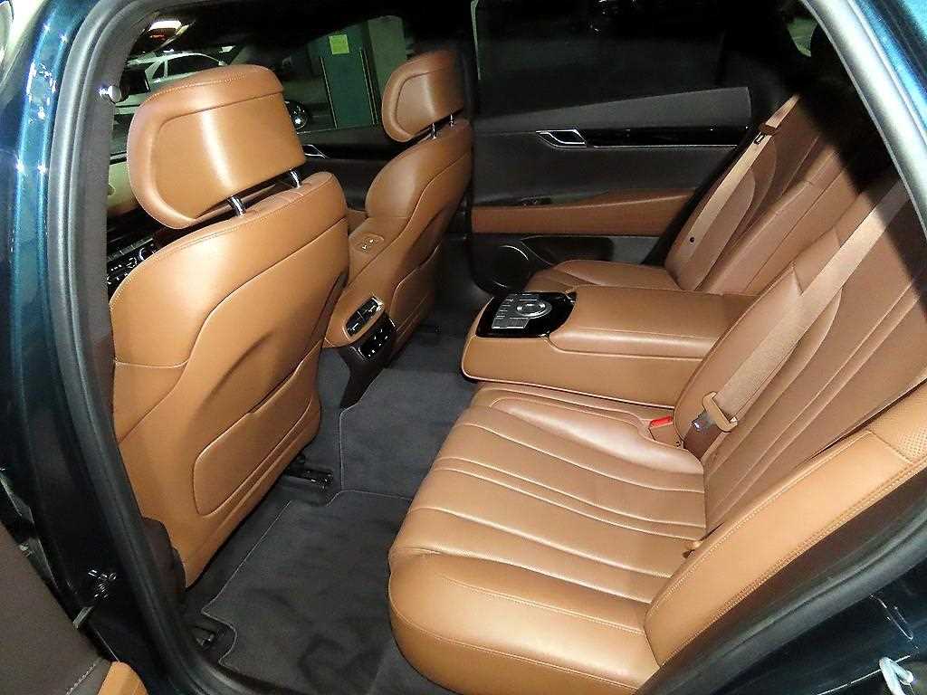 Genesis G80 - Vista 7