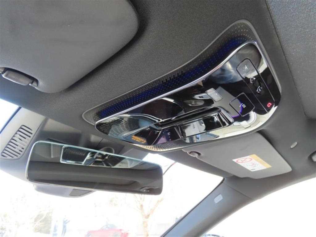 Mercedes Benz E class - Vista 10