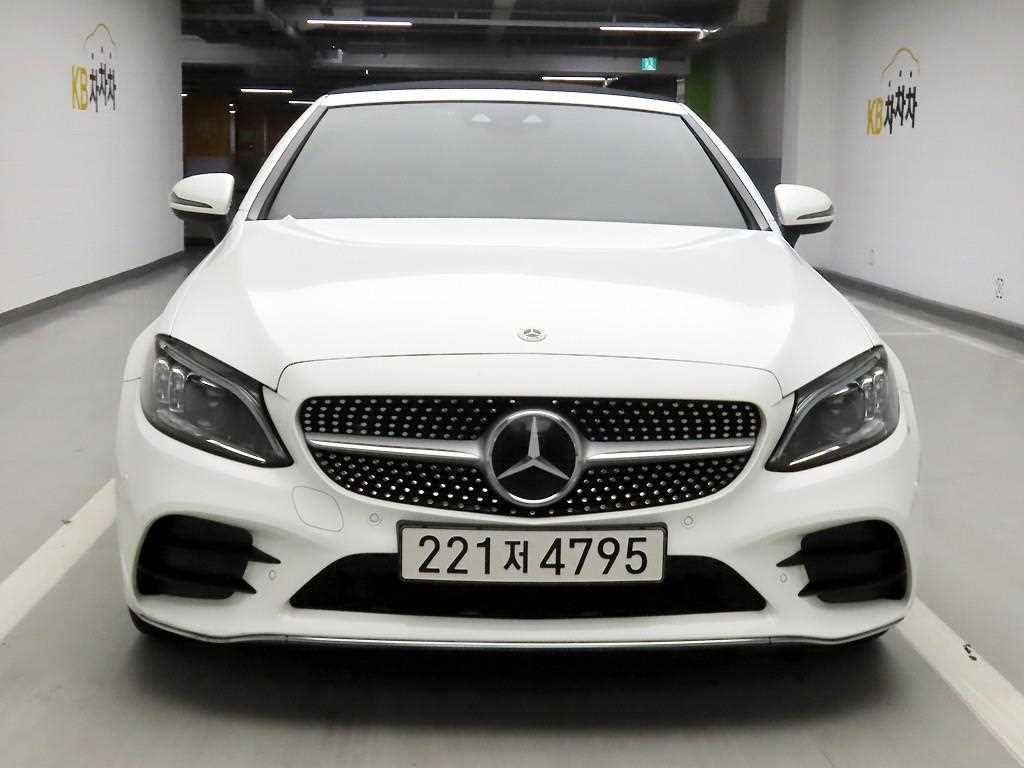 Mercedes Benz C Class 2023 Blanco - Importación desde Corea - HF Imports Iquique - Foto 1