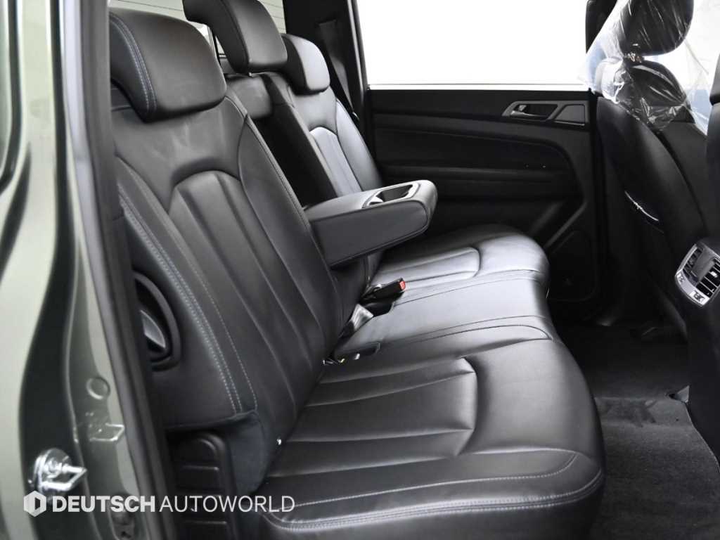 Ssangyong Rexton - Vista 12