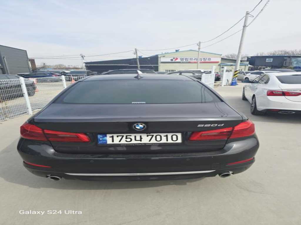 BMW 5 Series - Vista 2