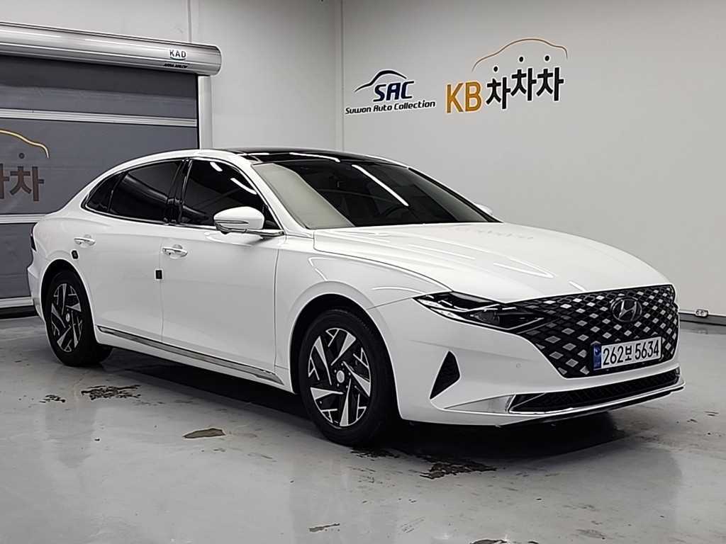 HYUNDAI Grandeur - Vista 4