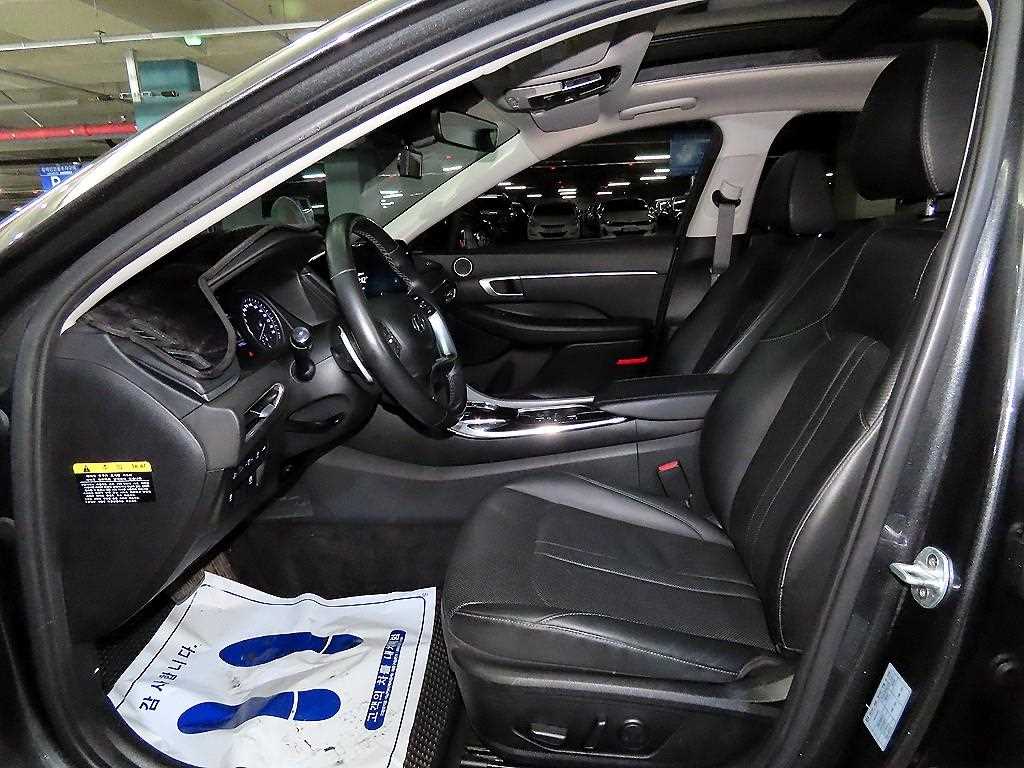 HYUNDAI Sonata - Vista 6