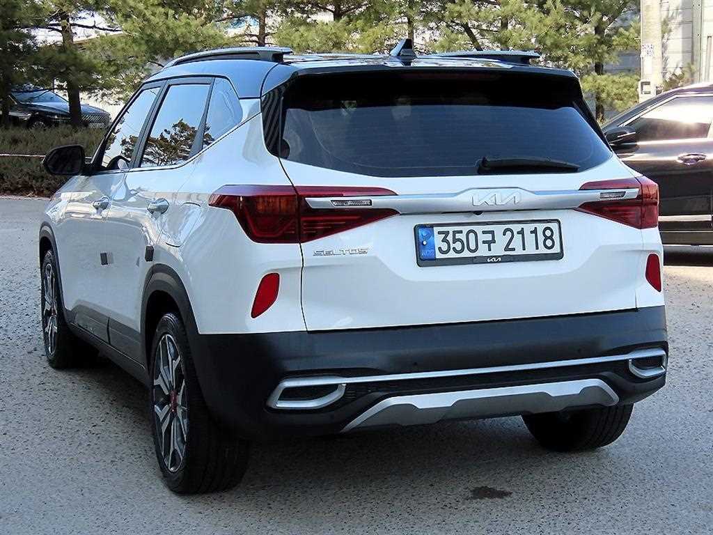 KIA Seltos - Vista 3