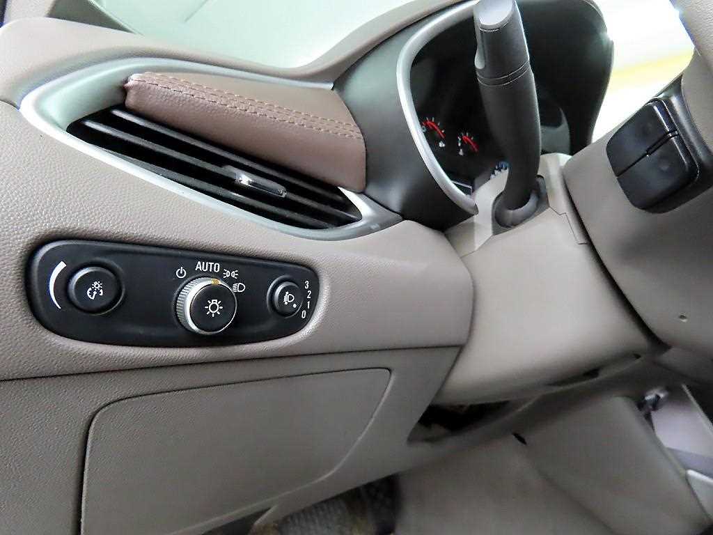 Chevrolet Malibu - Vista 12