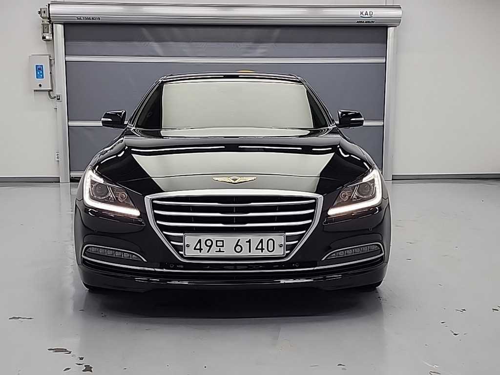 HYUNDAI Genesis - Vista 2