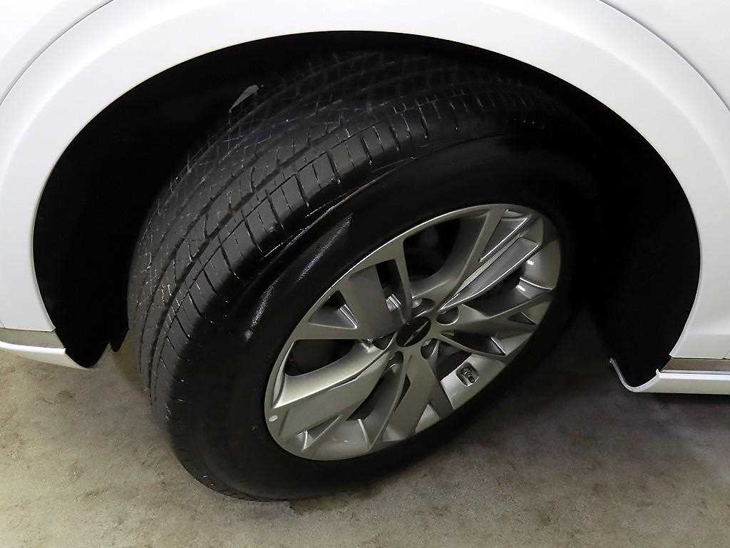 Genesis GV70 2025 Blanco - Importación desde Corea - HF Imports Iquique - Foto 20