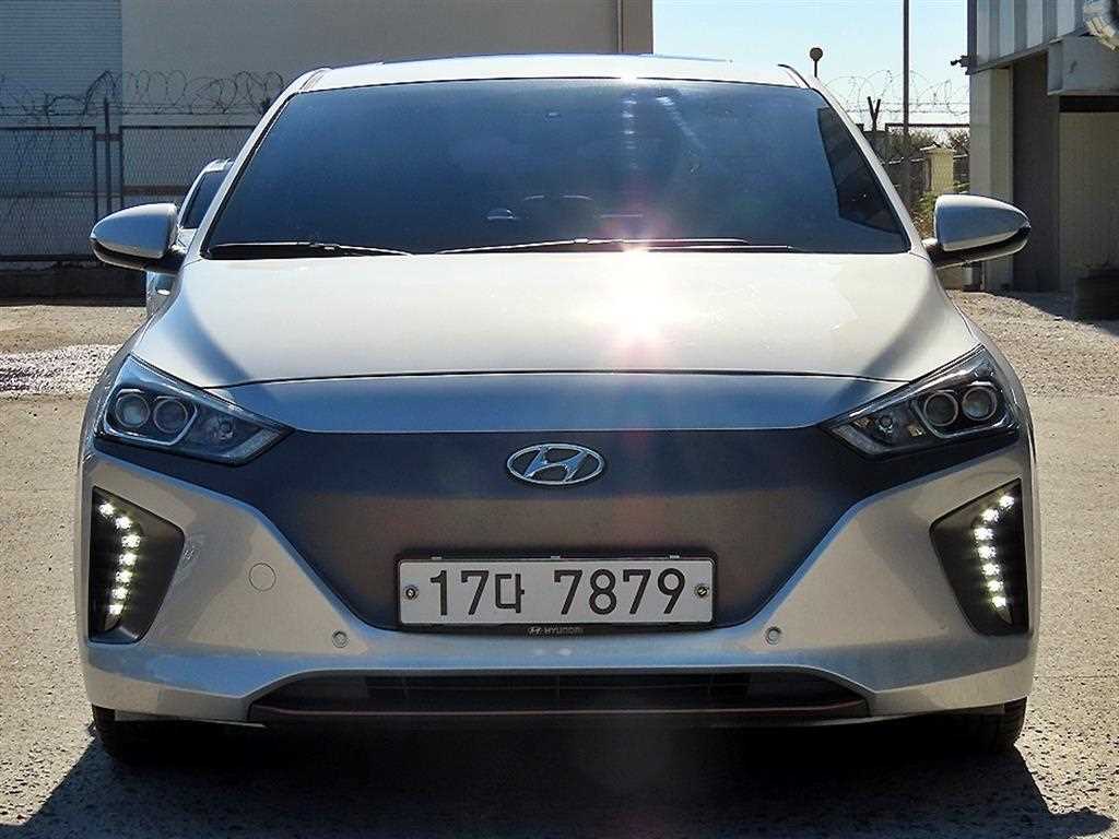 HYUNDAI Ioniq 2017 Plateado - Importación desde Corea - HF Imports Iquique - Foto 1