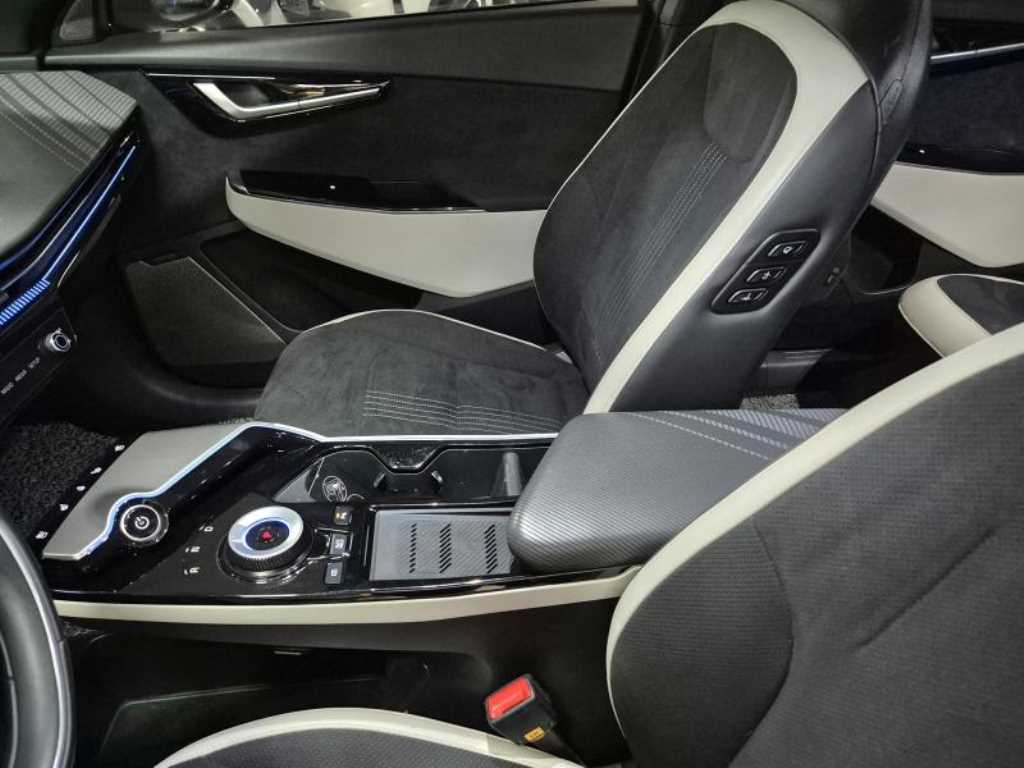 KIA EV6 - Vista 11